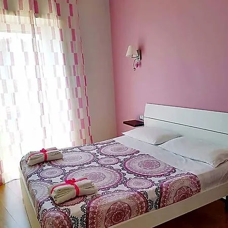 La Veduta לינה וארוחת בוקר 4*