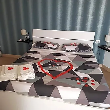 לינה וארוחת בוקר La Veduta 4*