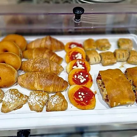 לינה וארוחת בוקר La Veduta