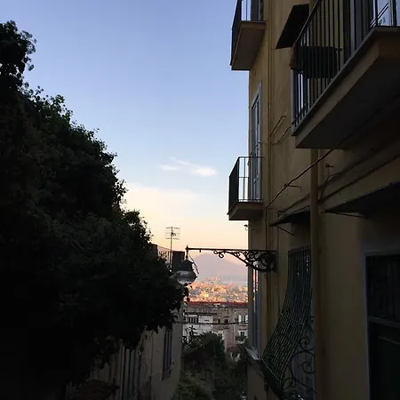 לינה וארוחת בוקר La Veduta 4*