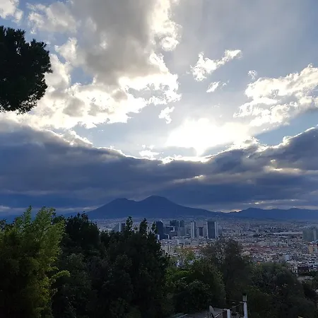 לינה וארוחת בוקר La Veduta 4*