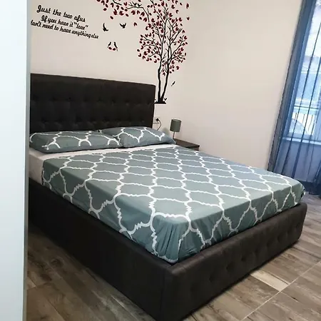 לינה וארוחת בוקר La Veduta 4*