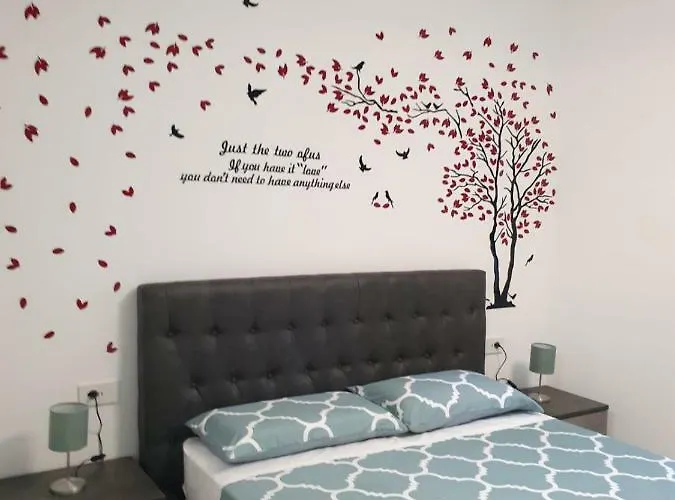 ラ ヴェドゥータ ベッド・アンド・ブレックファスト 4*