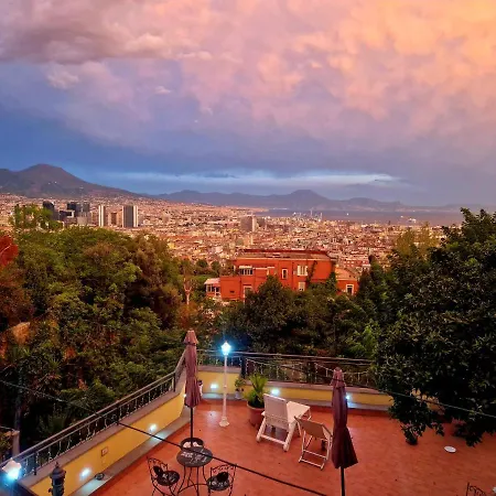 Bed & Breakfast La Veduta Naples