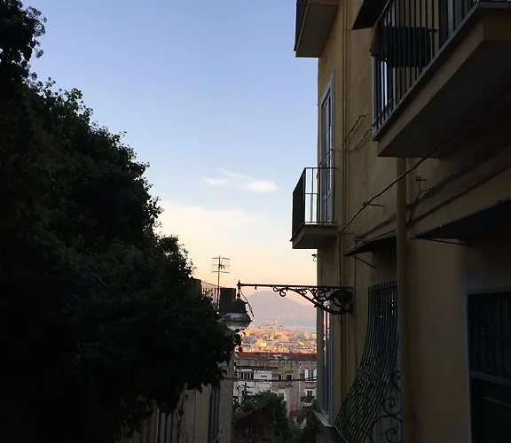 Couette-café La Veduta 4*