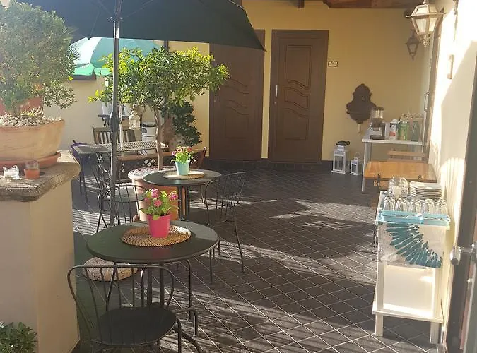 Couette-café La Veduta 4*